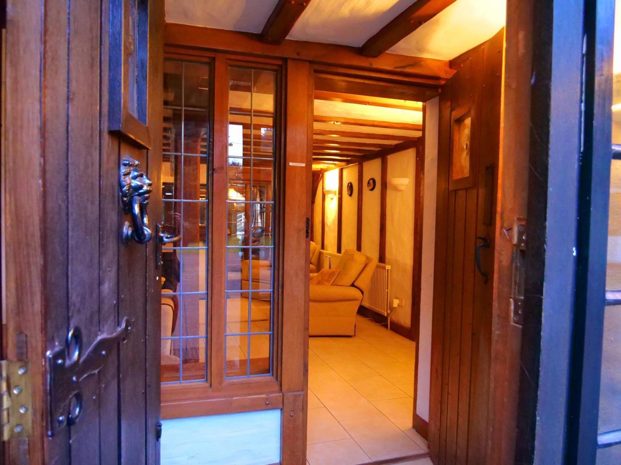 Beautiful Cottage In Brentwood Kelvedon Hatch Exterior photo