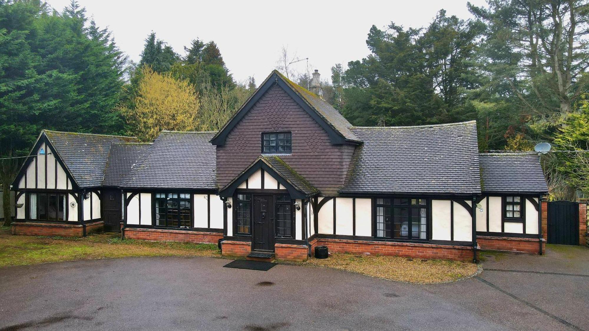 Beautiful Cottage In Brentwood Kelvedon Hatch Exterior photo